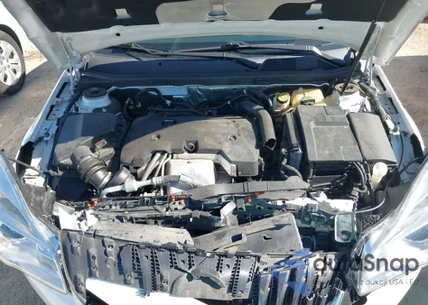 2014 Buick Regal Turbo/E-Assist Premium I z USA, uszkodzony, nr VIN 2G4GN5EX1E9167723